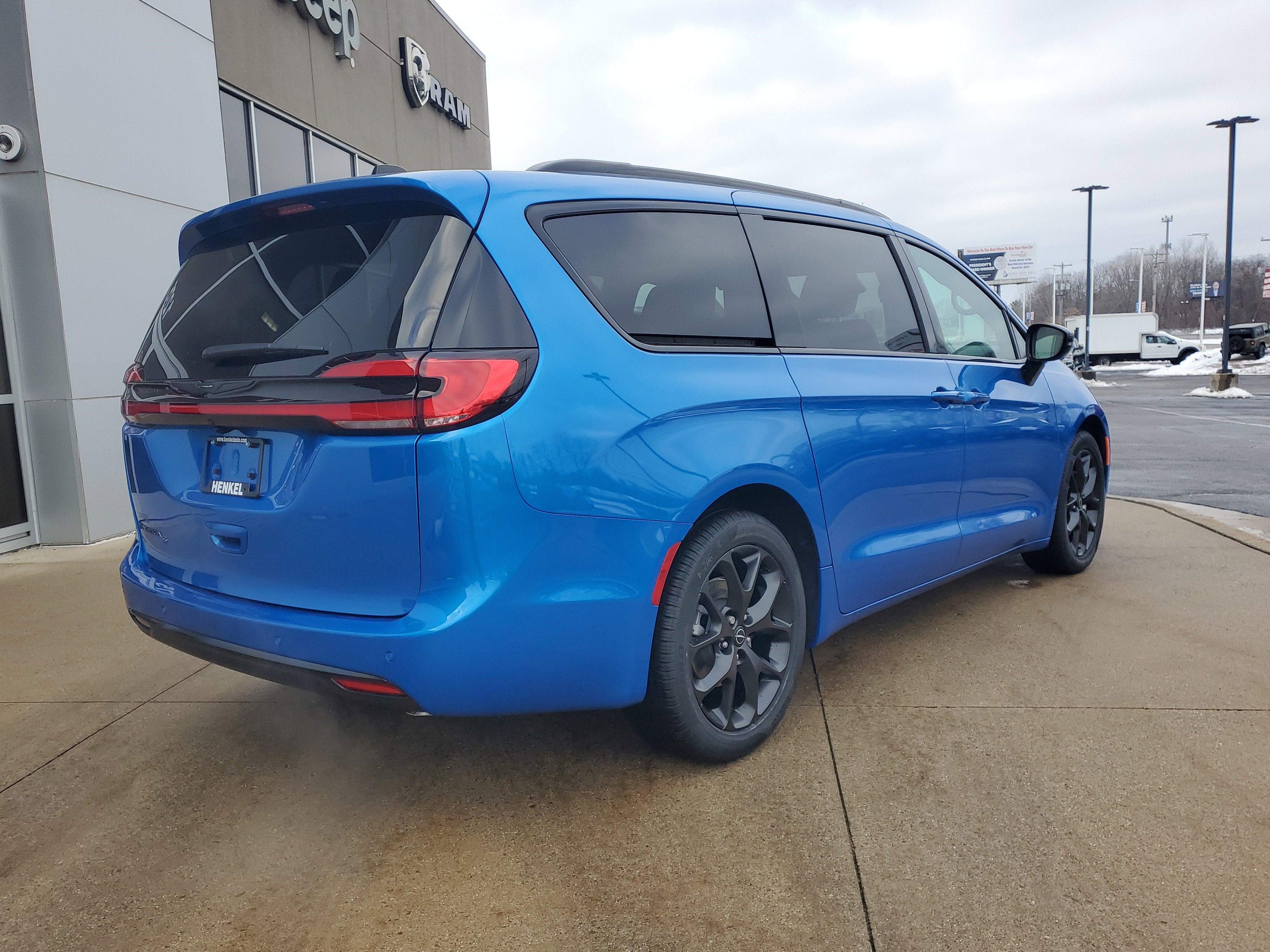 2026 Chrysler Pacifica PACIFICA SELECT