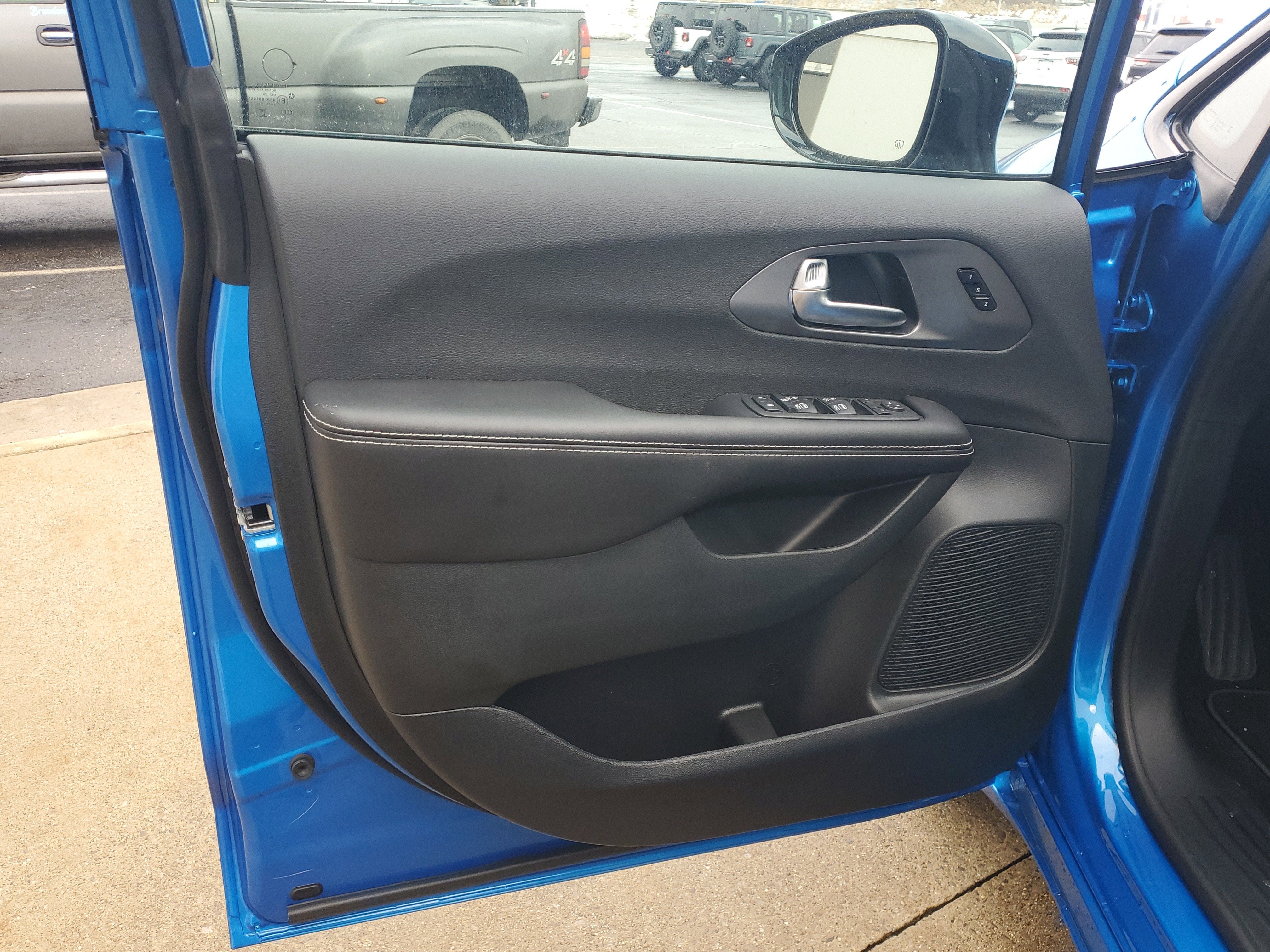2026 Chrysler Pacifica PACIFICA SELECT