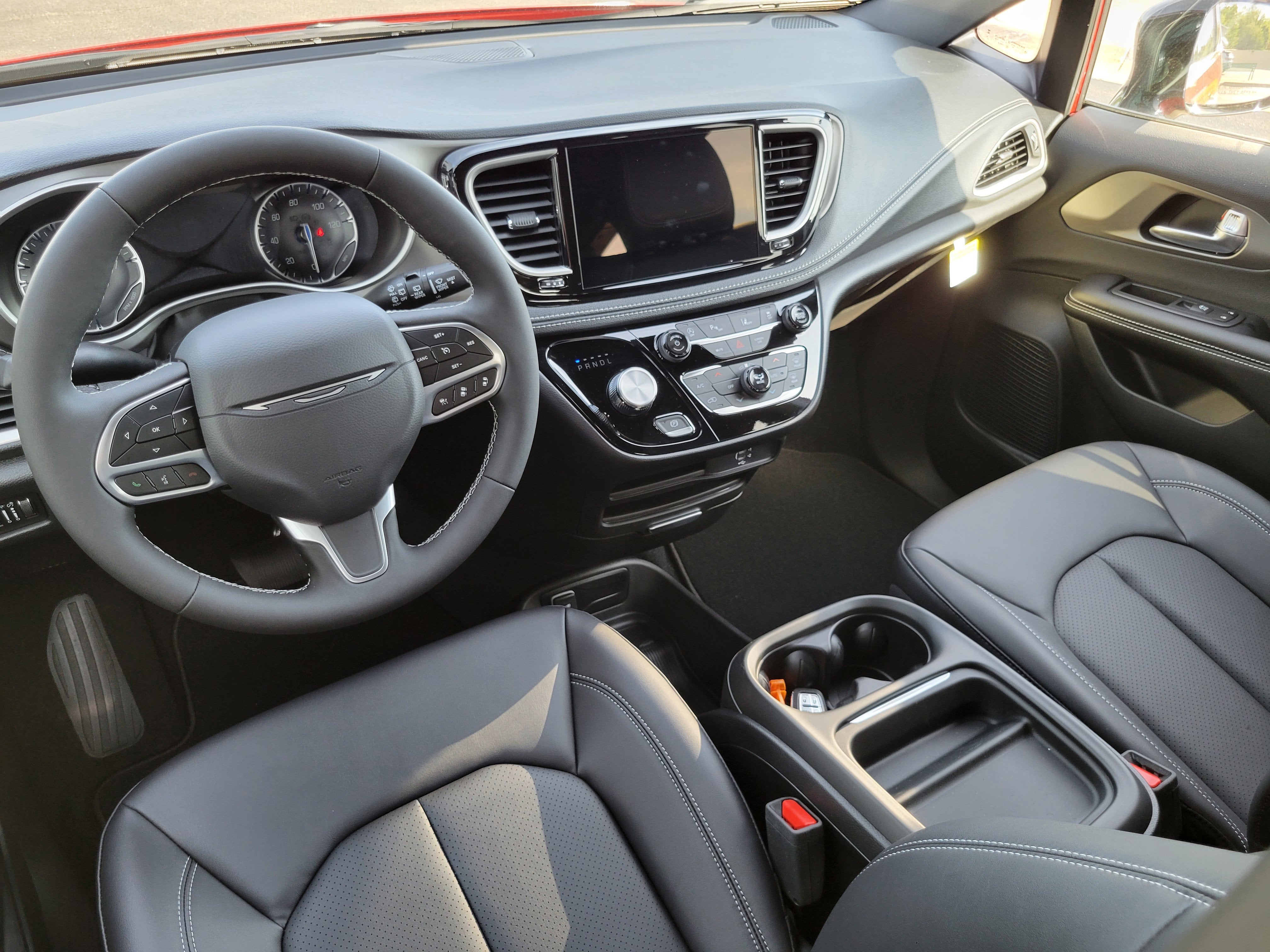 2027 Chrysler Pacifica PACIFICA SELECT