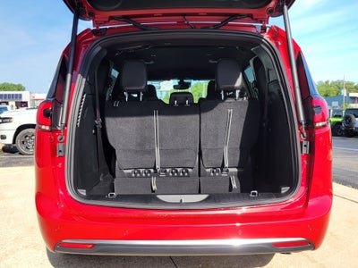 2027 Chrysler Pacifica PACIFICA SELECT