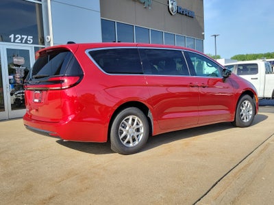 2027 Chrysler Pacifica PACIFICA SELECT