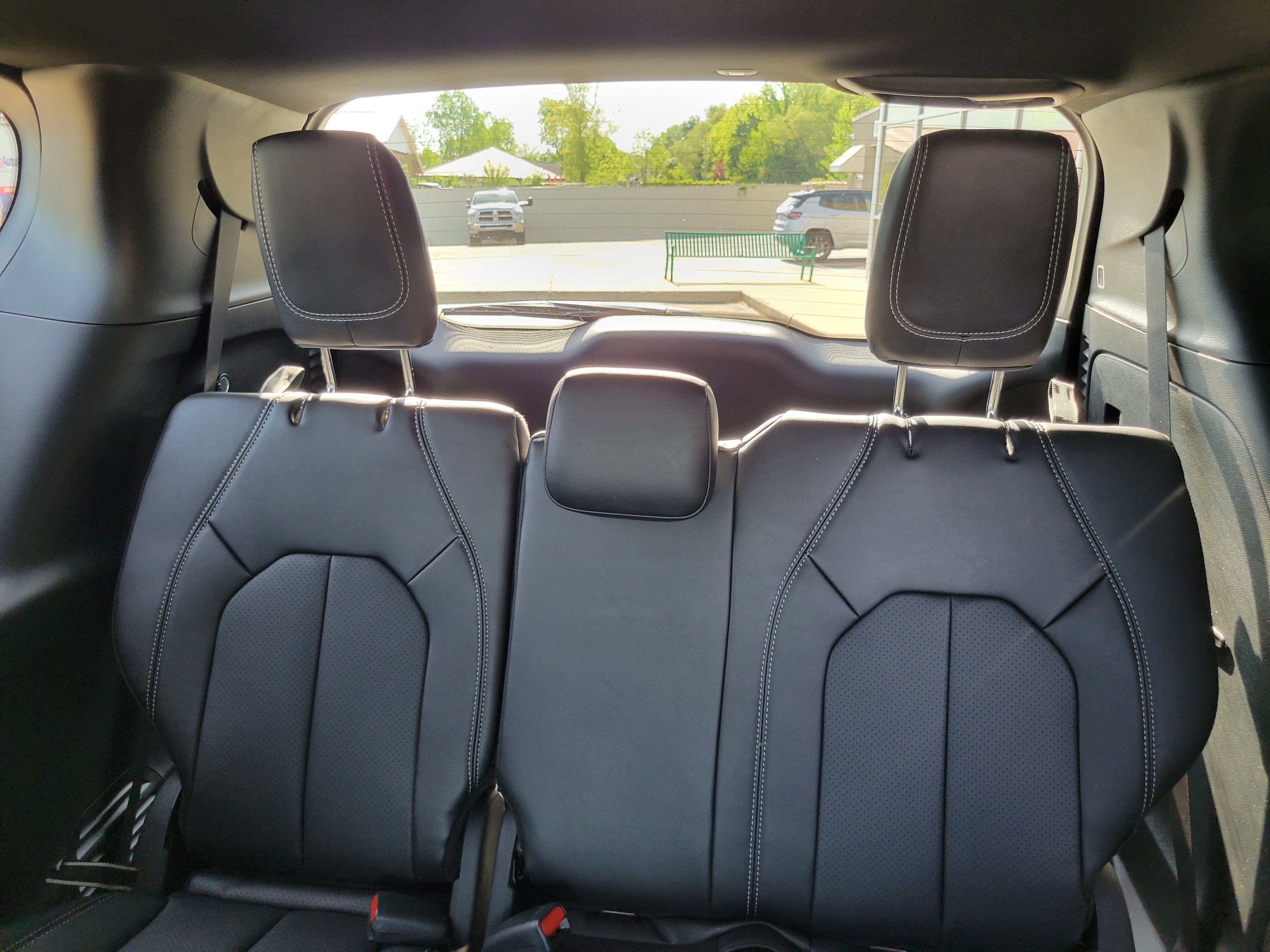 2027 Chrysler Pacifica PACIFICA SELECT