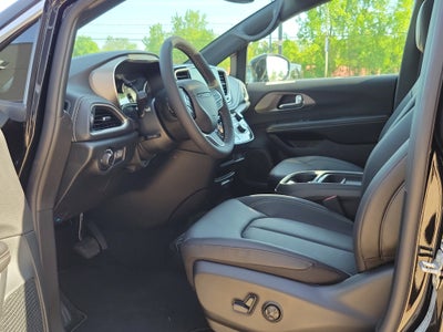 2027 Chrysler Pacifica PACIFICA SELECT