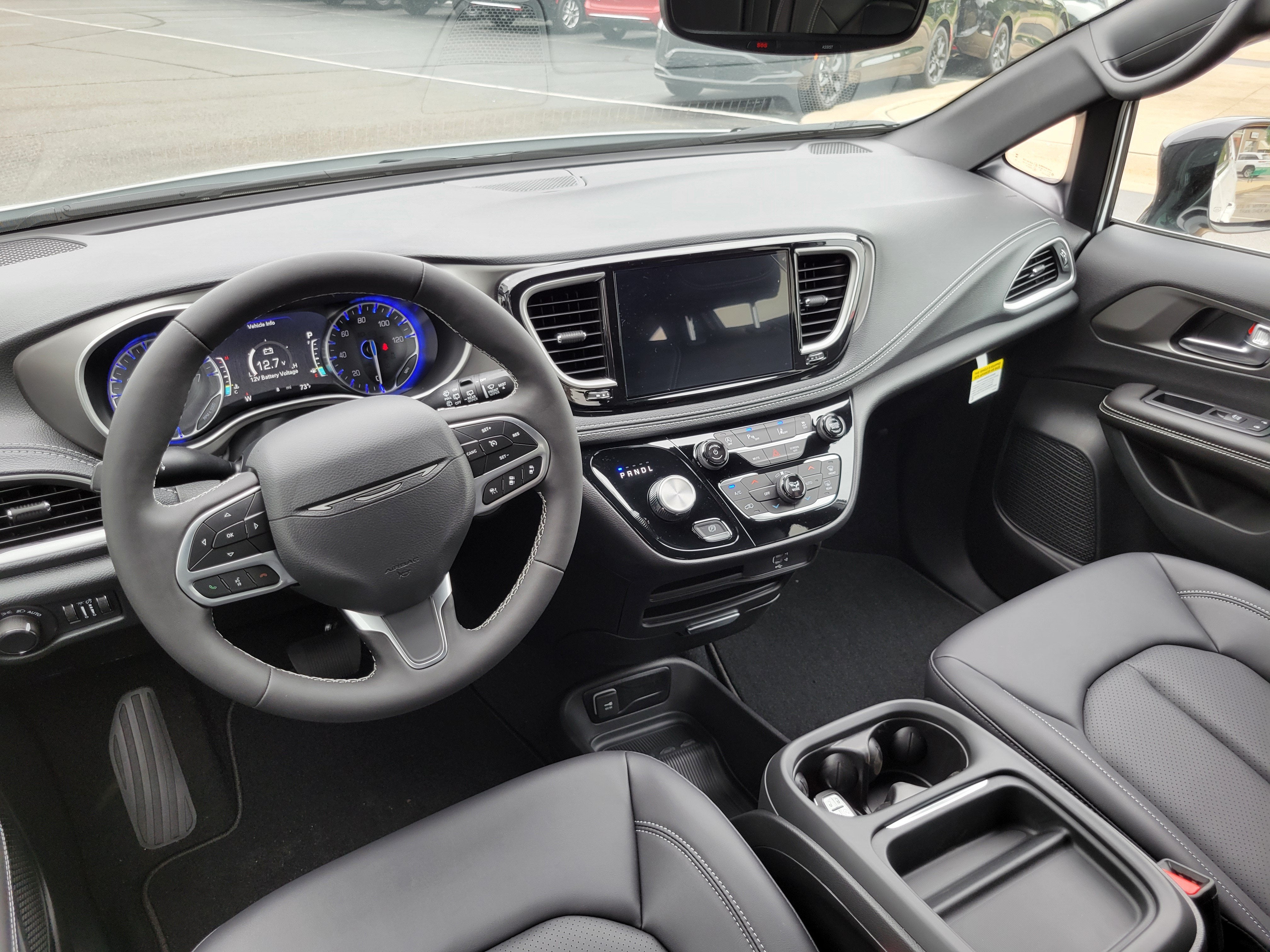 2027 Chrysler Pacifica PACIFICA SELECT