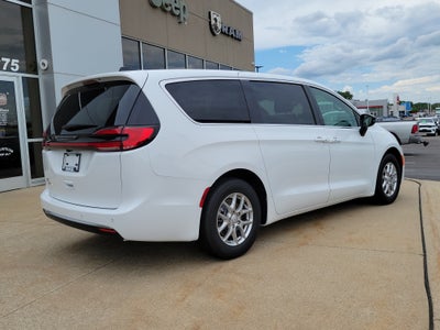 2027 Chrysler Pacifica PACIFICA SELECT
