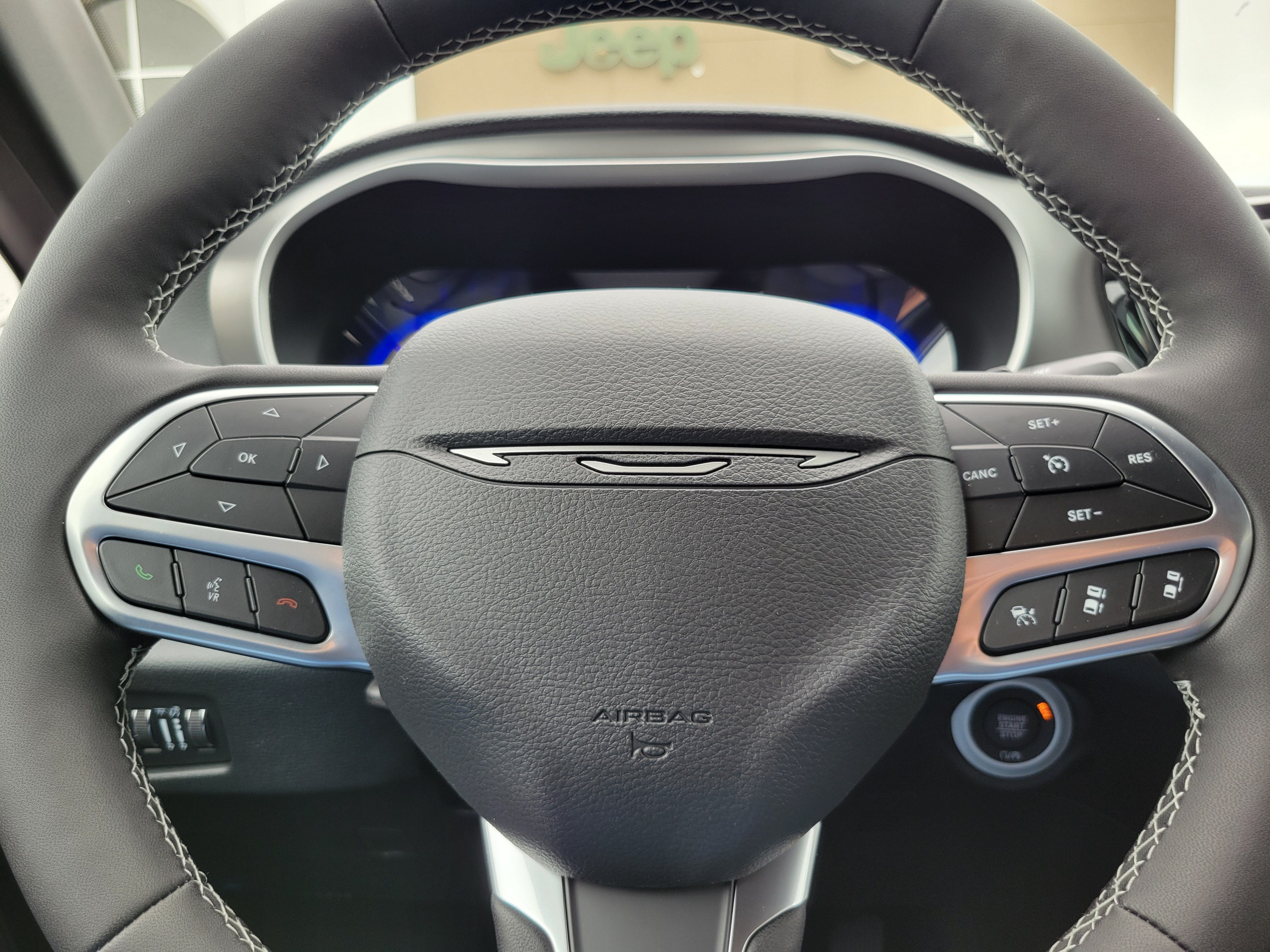 2027 Chrysler Pacifica PACIFICA SELECT