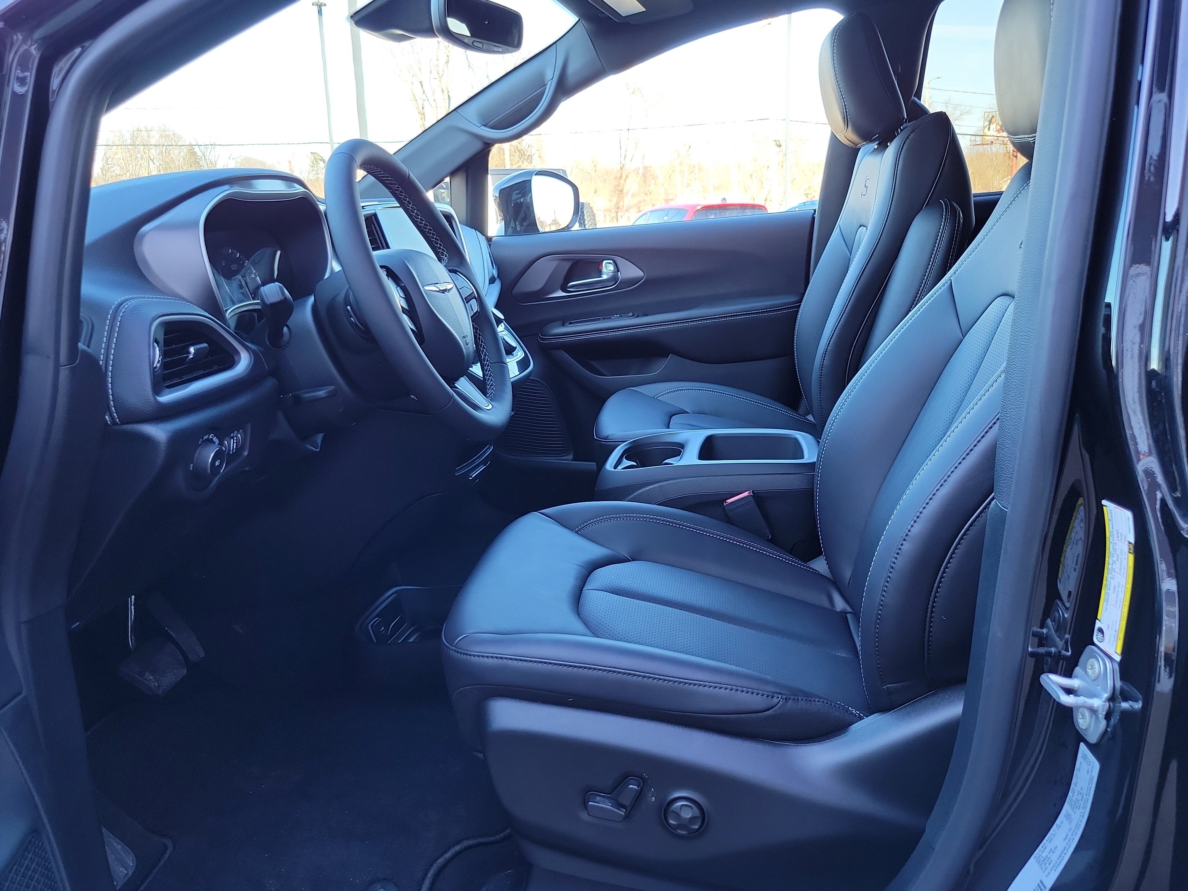 2026 Chrysler Pacifica PACIFICA SELECT