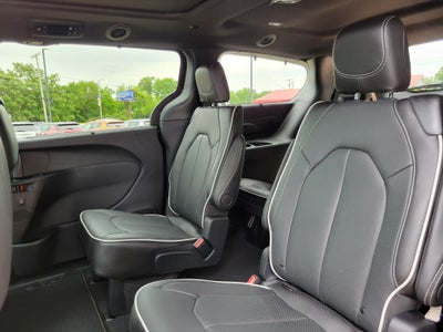 2027 Chrysler Pacifica PACIFICA LIMITED