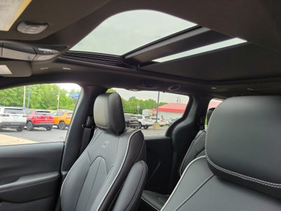 2027 Chrysler Pacifica PACIFICA LIMITED