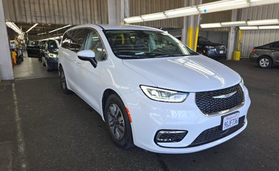 2023 Chrysler Pacifica Hybrid Touring L