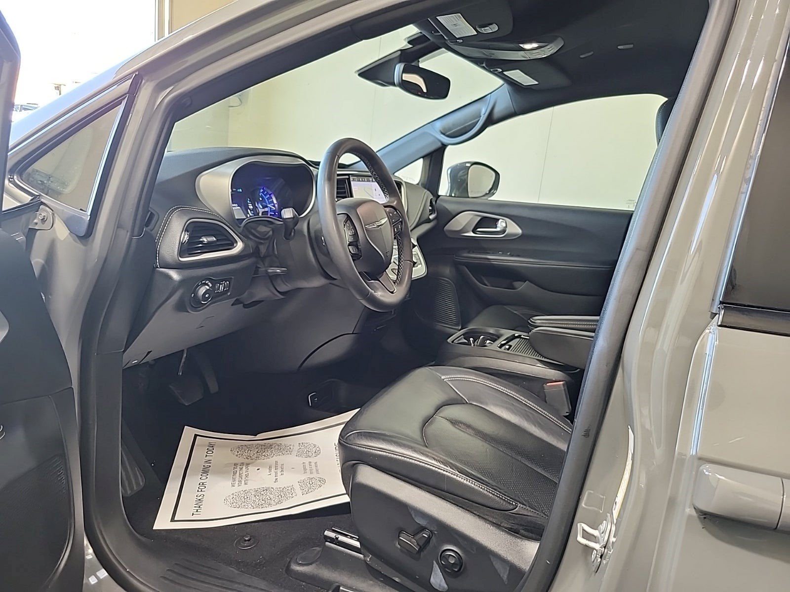 2022 Chrysler Pacifica Hybrid Touring L
