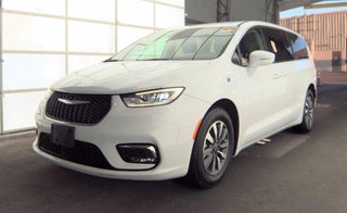 2022 Chrysler Pacifica Hybrid Touring L