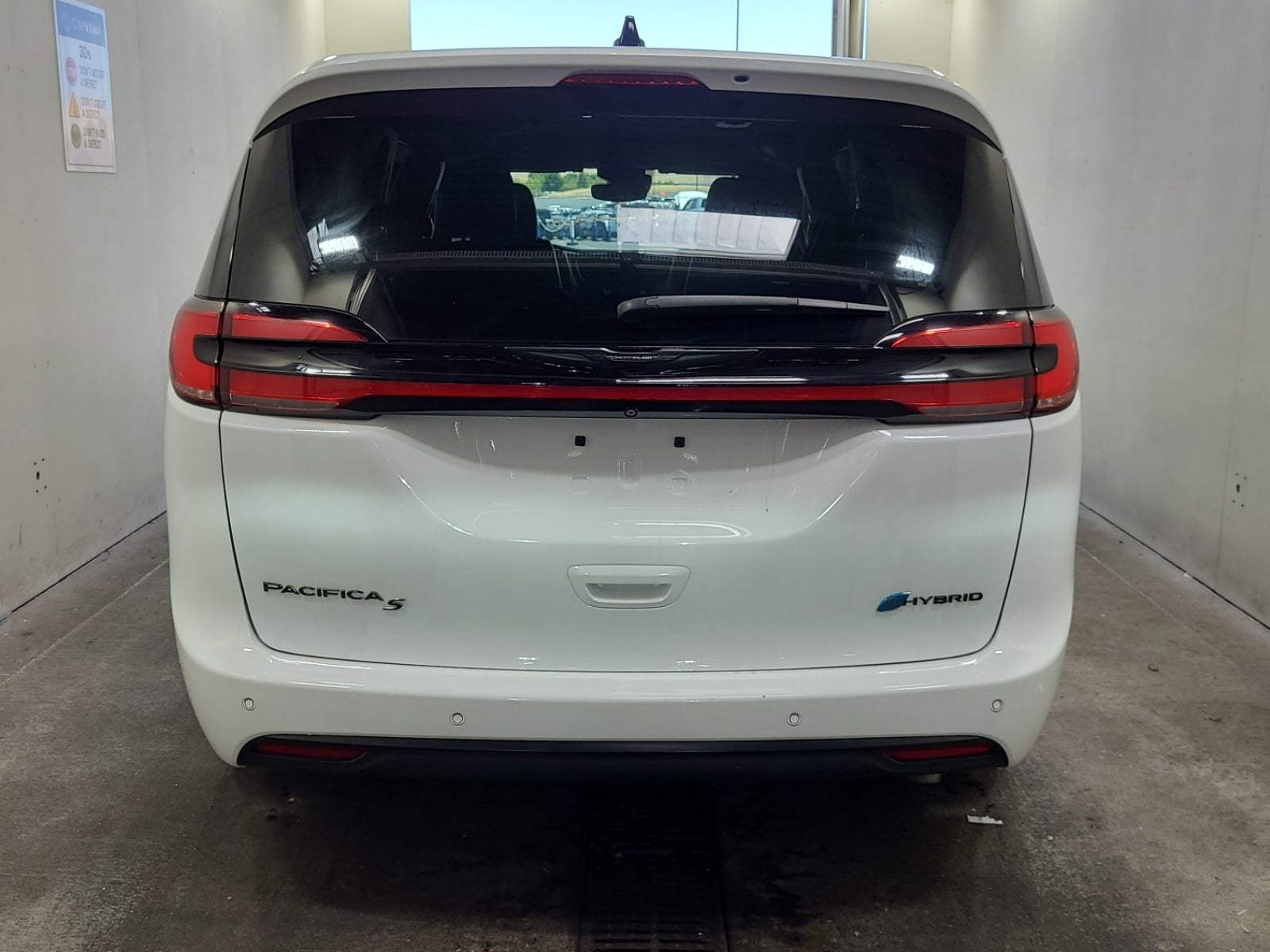 2023 Chrysler Pacifica Hybrid Touring L S