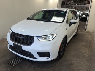 2023 Chrysler Pacifica Hybrid Touring L S