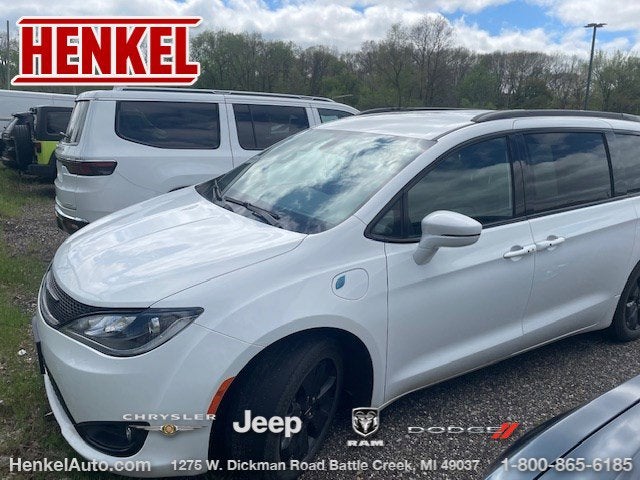 2020 Chrysler Pacifica Hybrid Limited