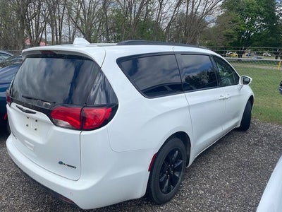 2020 Chrysler Pacifica Hybrid Limited