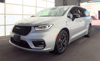 2023 Chrysler Pacifica Hybrid Limited