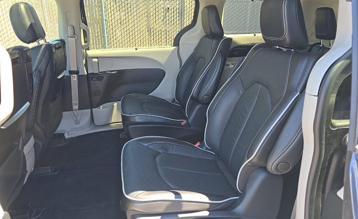 2023 Chrysler Pacifica Hybrid Limited