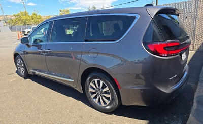 2023 Chrysler Pacifica Hybrid Limited