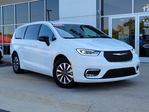 2025 Chrysler Pacifica Hybrid Select
