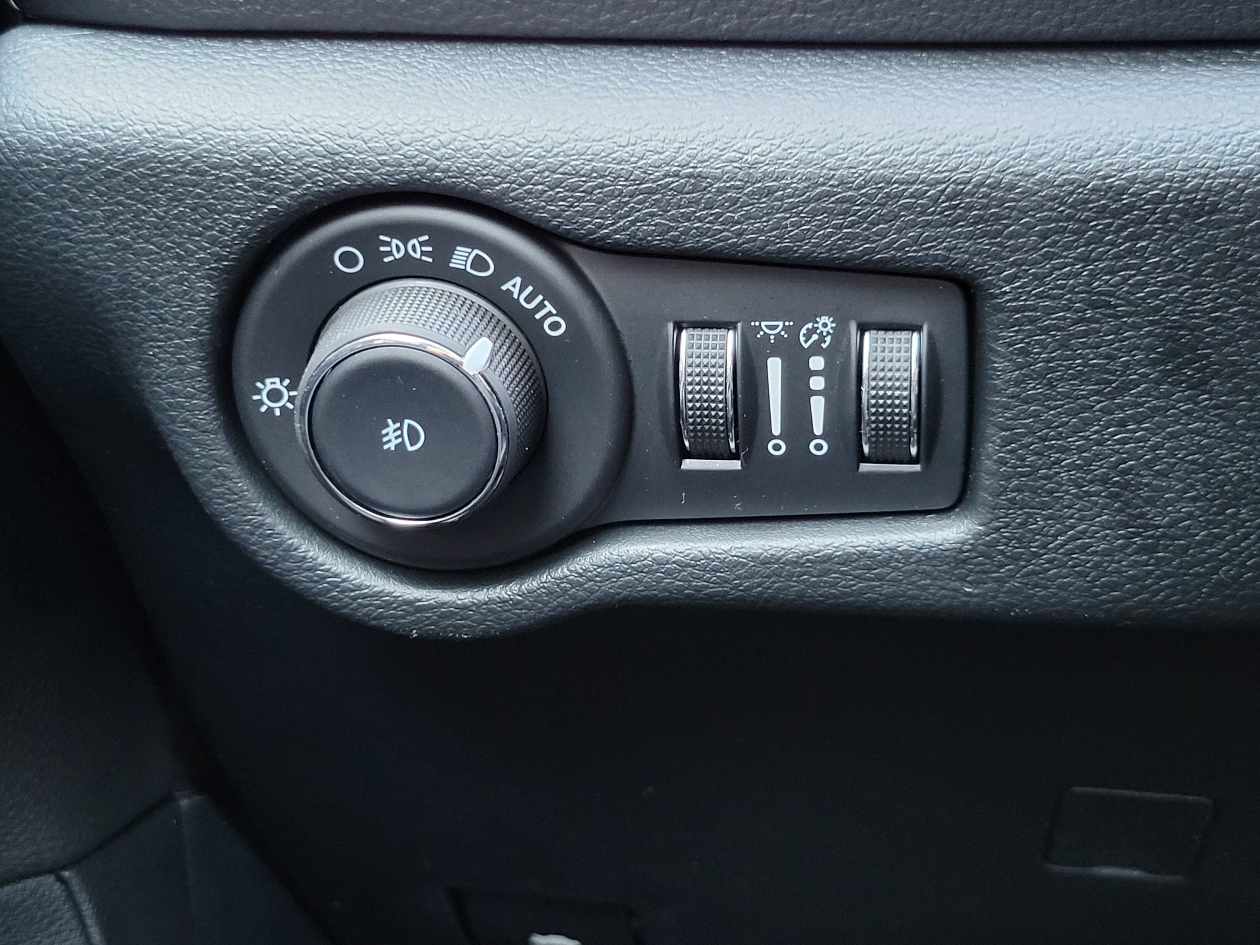 2025 Chrysler Pacifica Hybrid Select