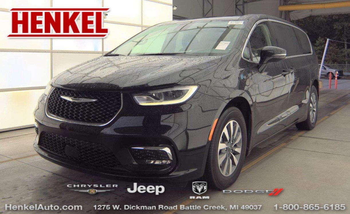2024 Chrysler Pacifica Select PHEV