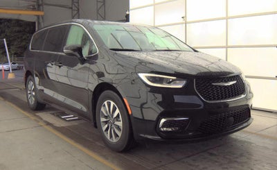 2024 Chrysler Pacifica Select PHEV