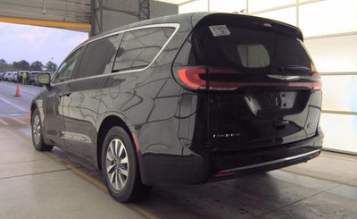 2024 Chrysler Pacifica Select PHEV