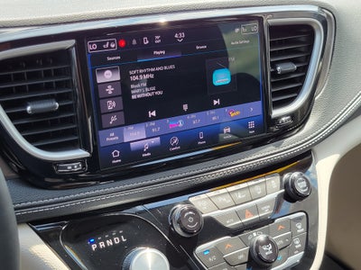 2024 Chrysler Pacifica Touring L AWD