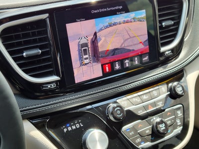 2024 Chrysler Pacifica Touring L AWD