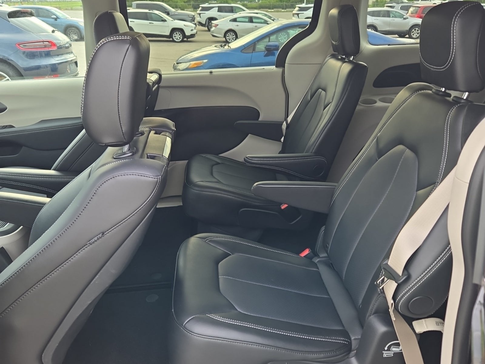 2024 Chrysler Pacifica Touring L AWD