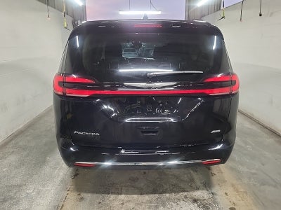 2024 Chrysler Pacifica Touring L AWD