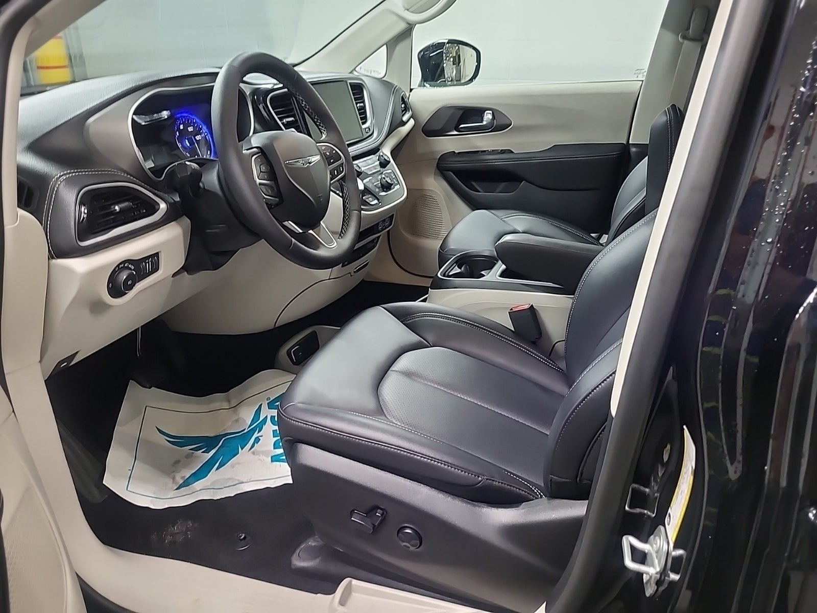 2024 Chrysler Pacifica Touring L AWD