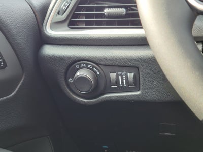 2027 Chrysler Pacifica PACIFICA SELECT AWD