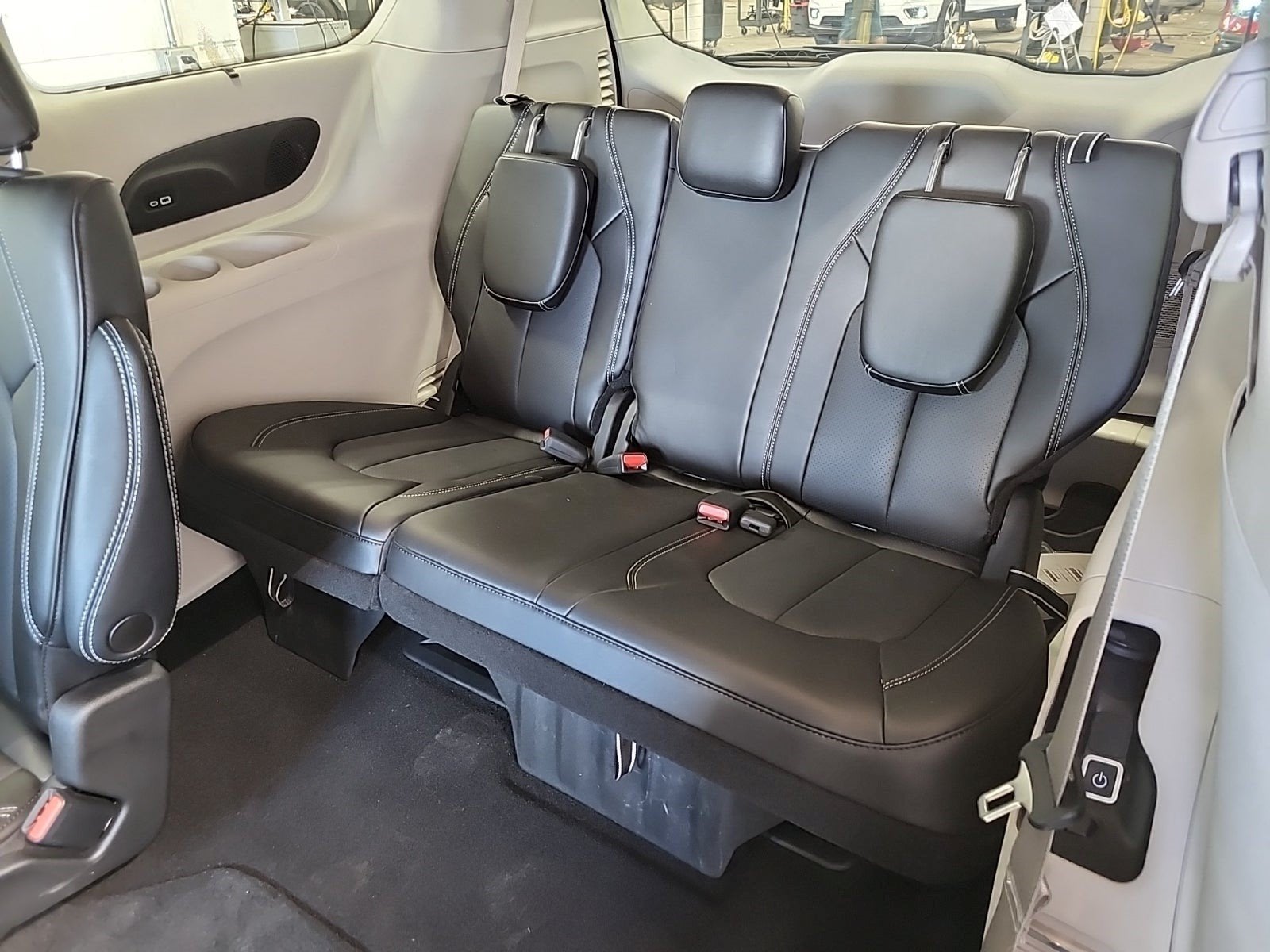 2023 Chrysler Pacifica Touring L AWD