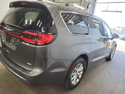 2023 Chrysler Pacifica Touring L AWD