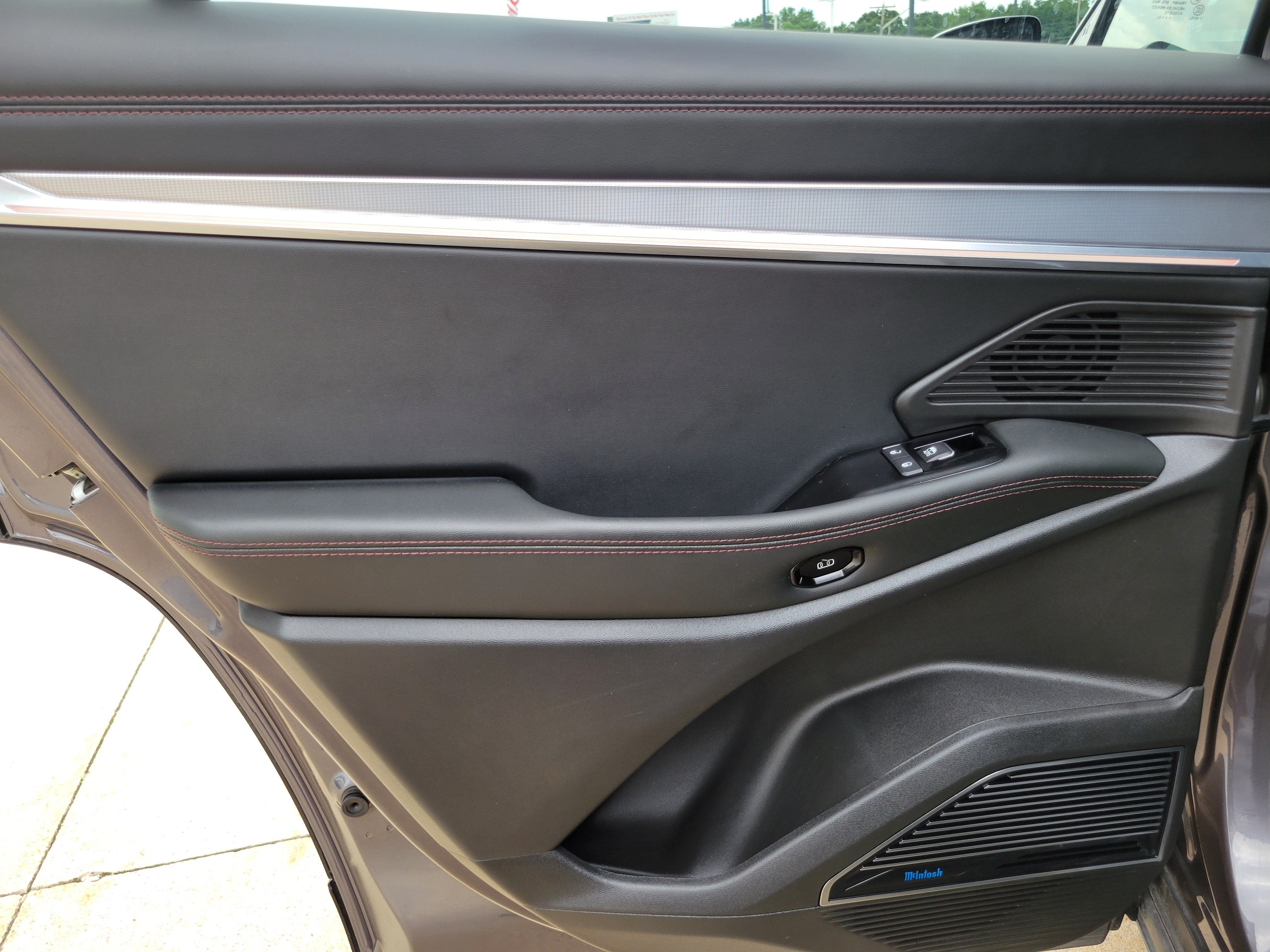 2024 Jeep Wagoneer S Launch Edition