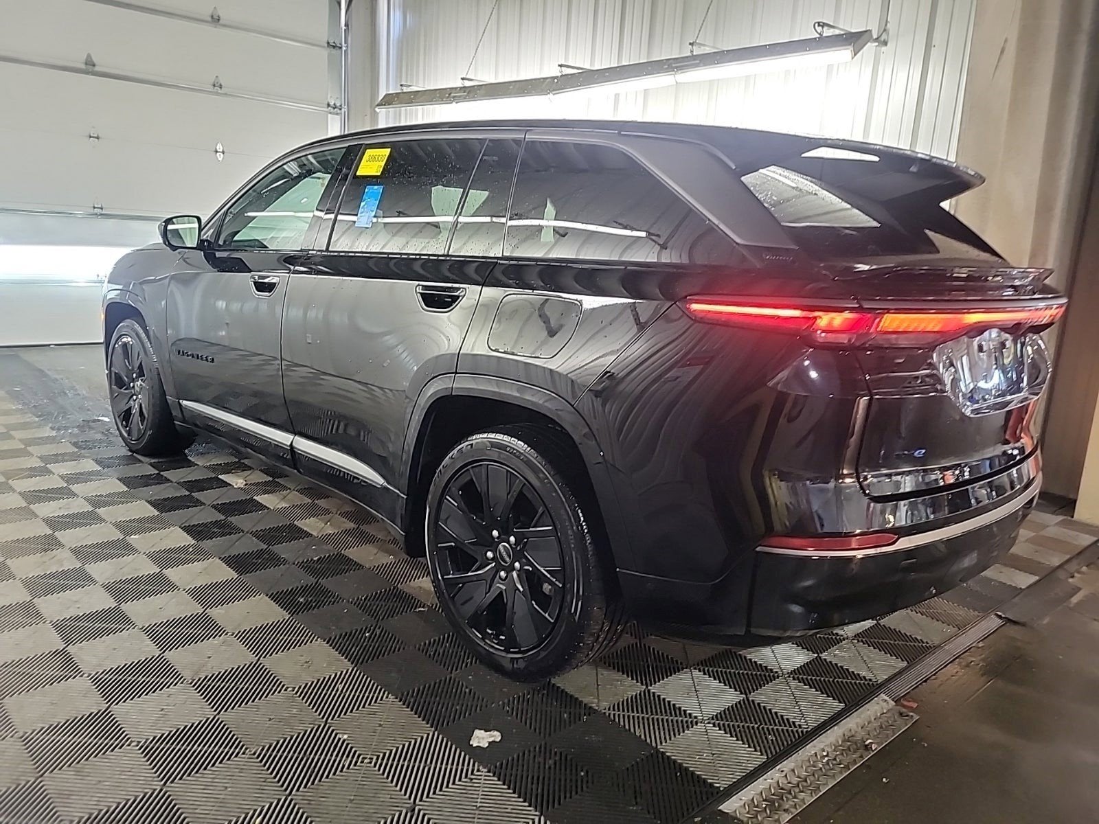2024 Jeep Wagoneer S Launch Edition