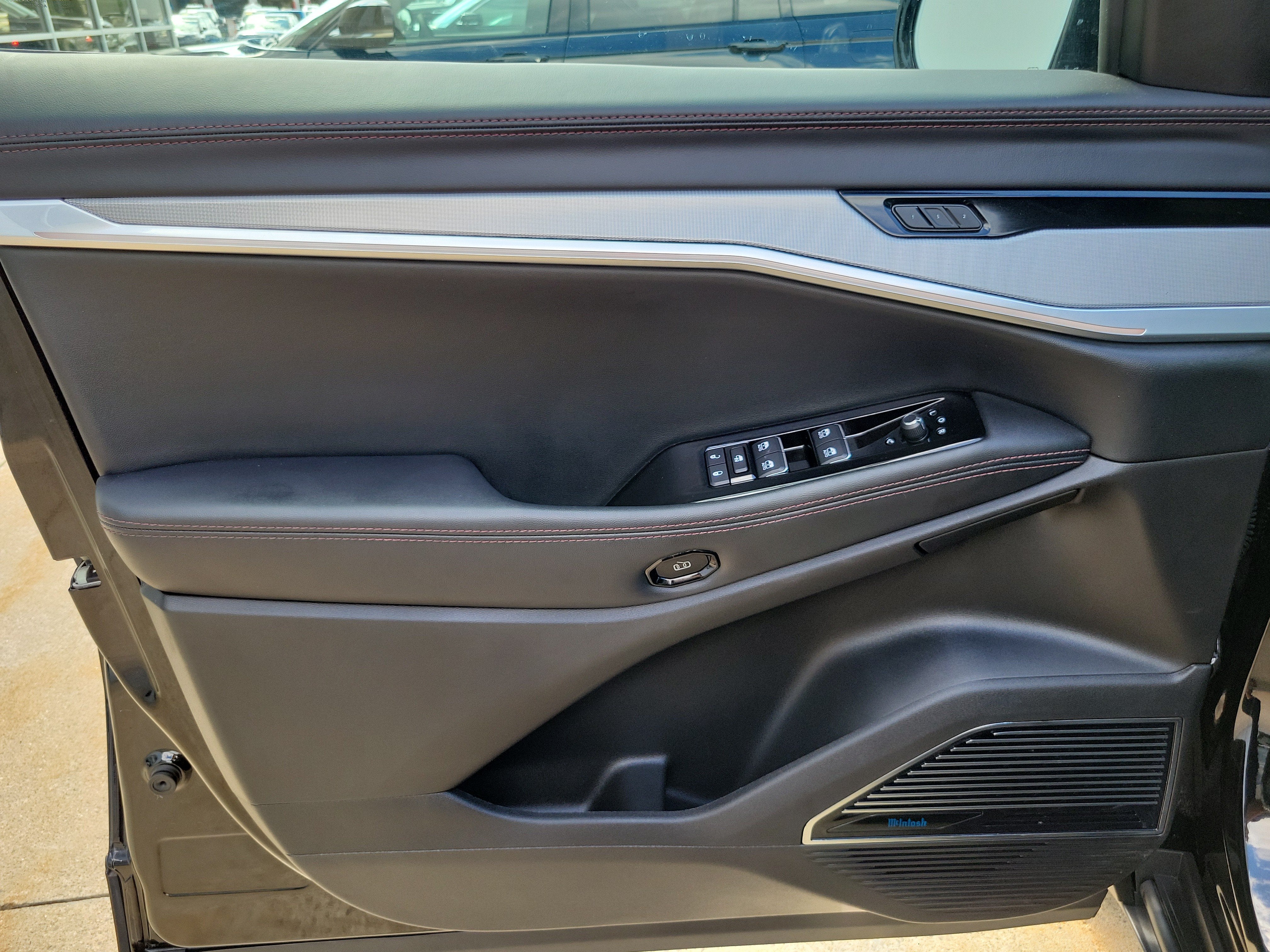 2024 Jeep Wagoneer S Launch Edition