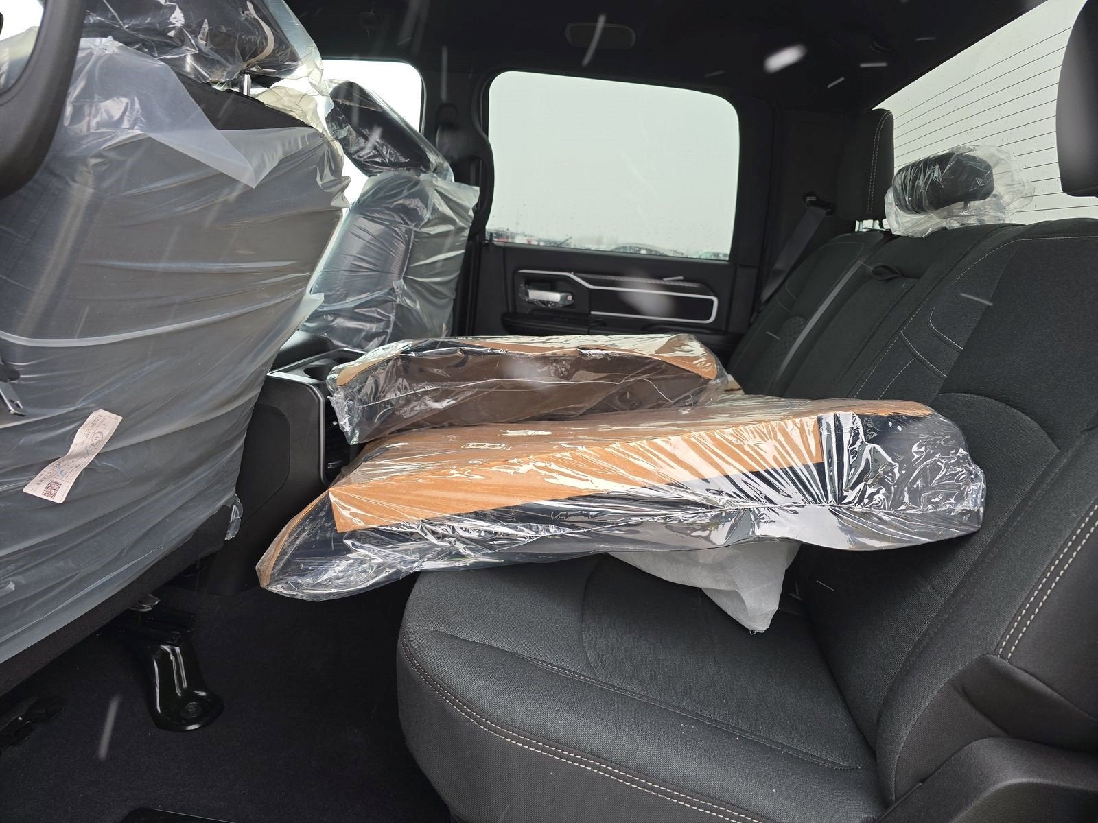 2025 RAM 3500 Big Horn Crew Cab 4x4 6'4' Box