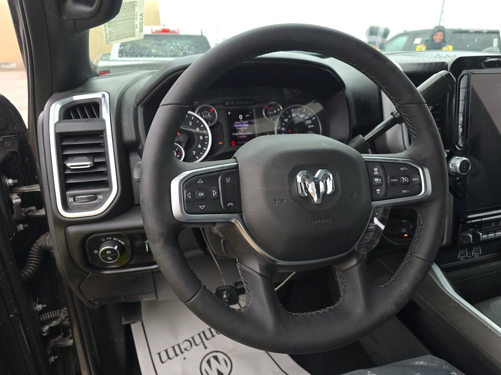 2025 RAM 3500 Big Horn Crew Cab 4x4 6'4' Box