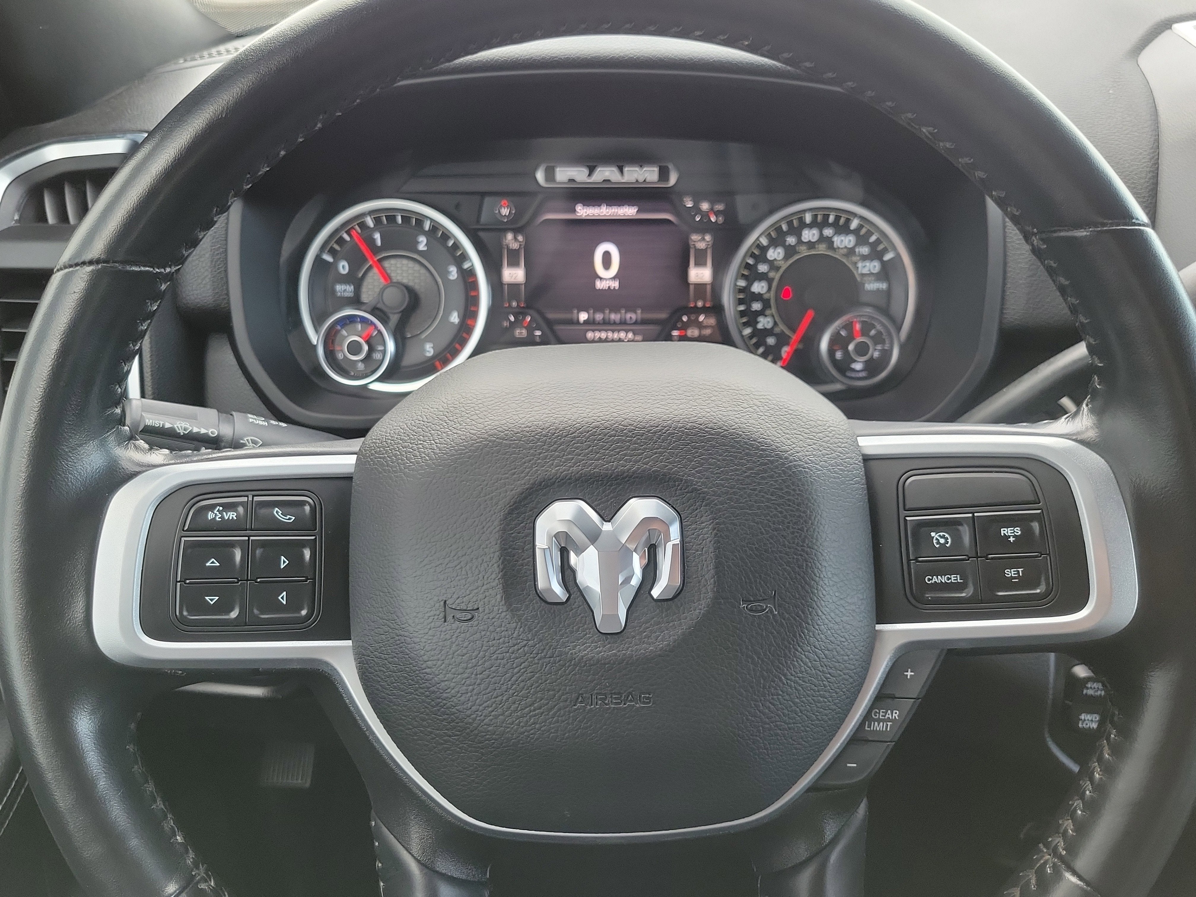 2022 RAM 3500 Big Horn Crew Cab 4x4 8' Box
