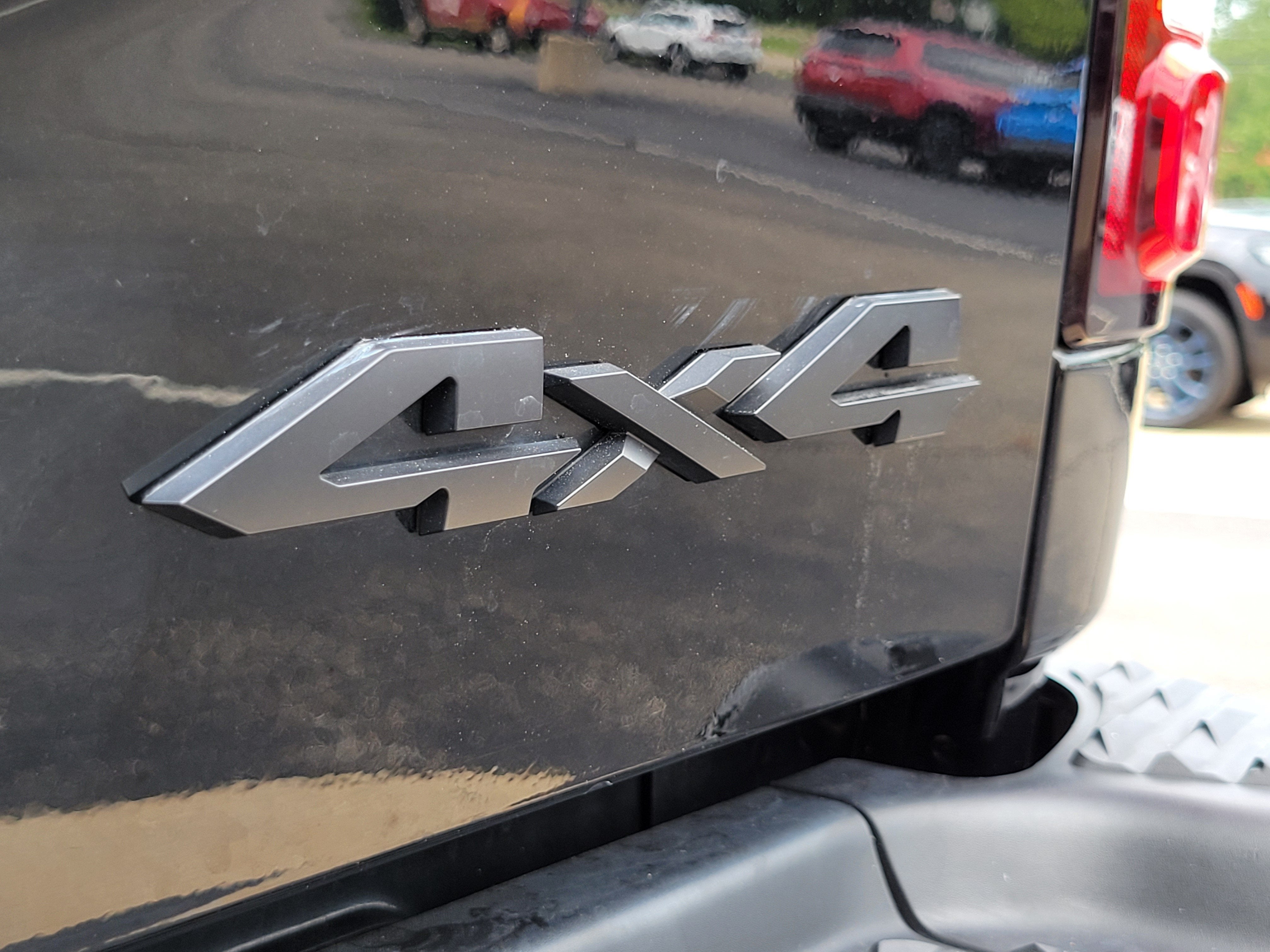 2023 RAM 3500 Laramie Crew Cab 4x4 8' Box