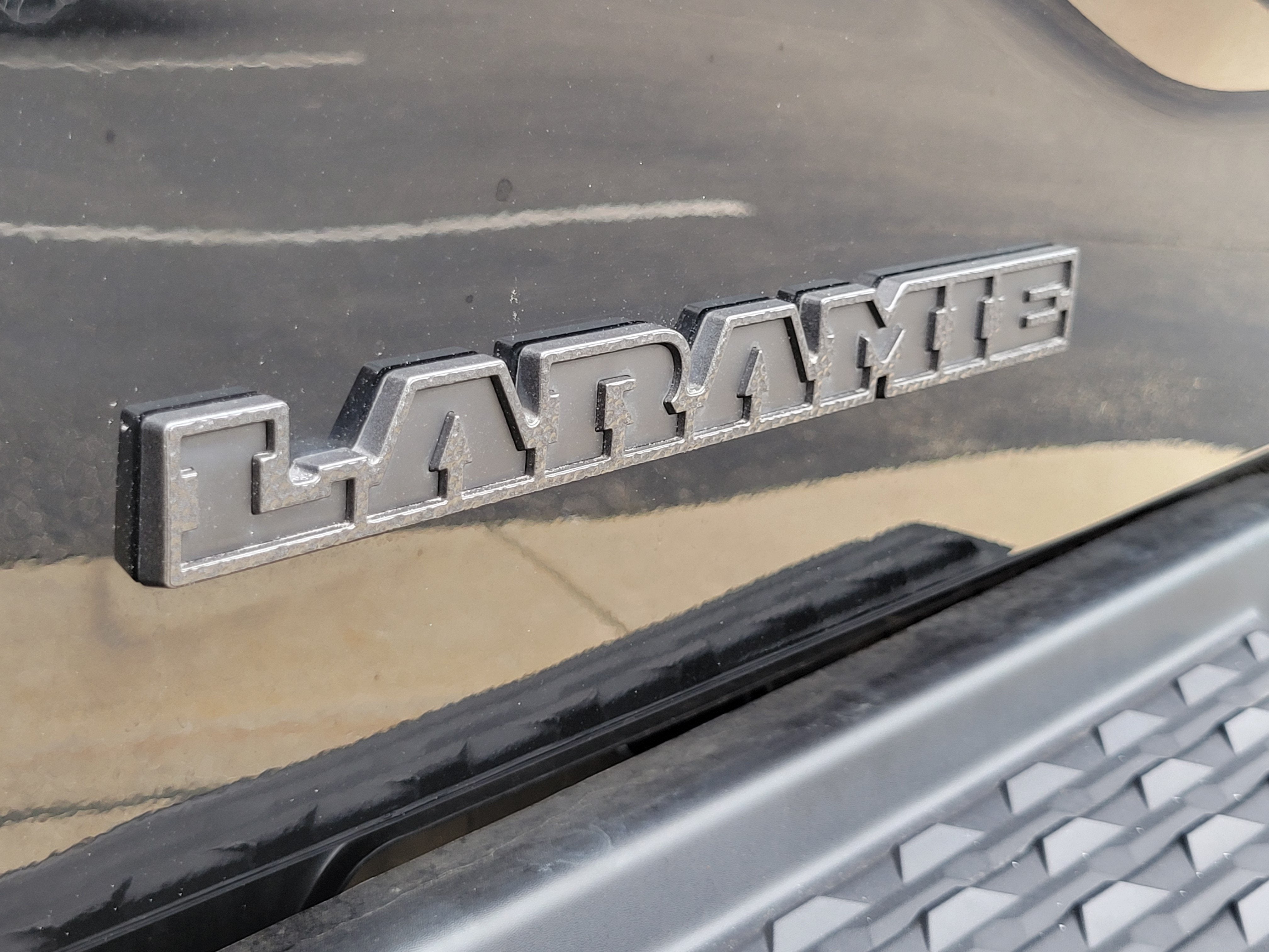 2023 RAM 3500 Laramie Crew Cab 4x4 8' Box