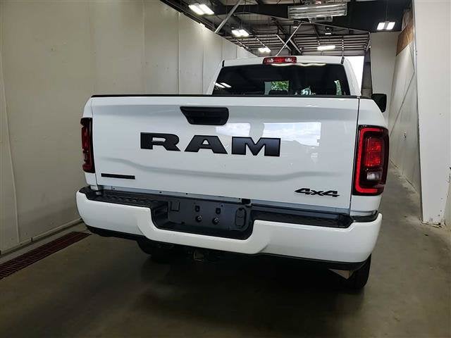 2025 RAM 2500 Big Horn Crew Cab 4x4 6'4' Box
