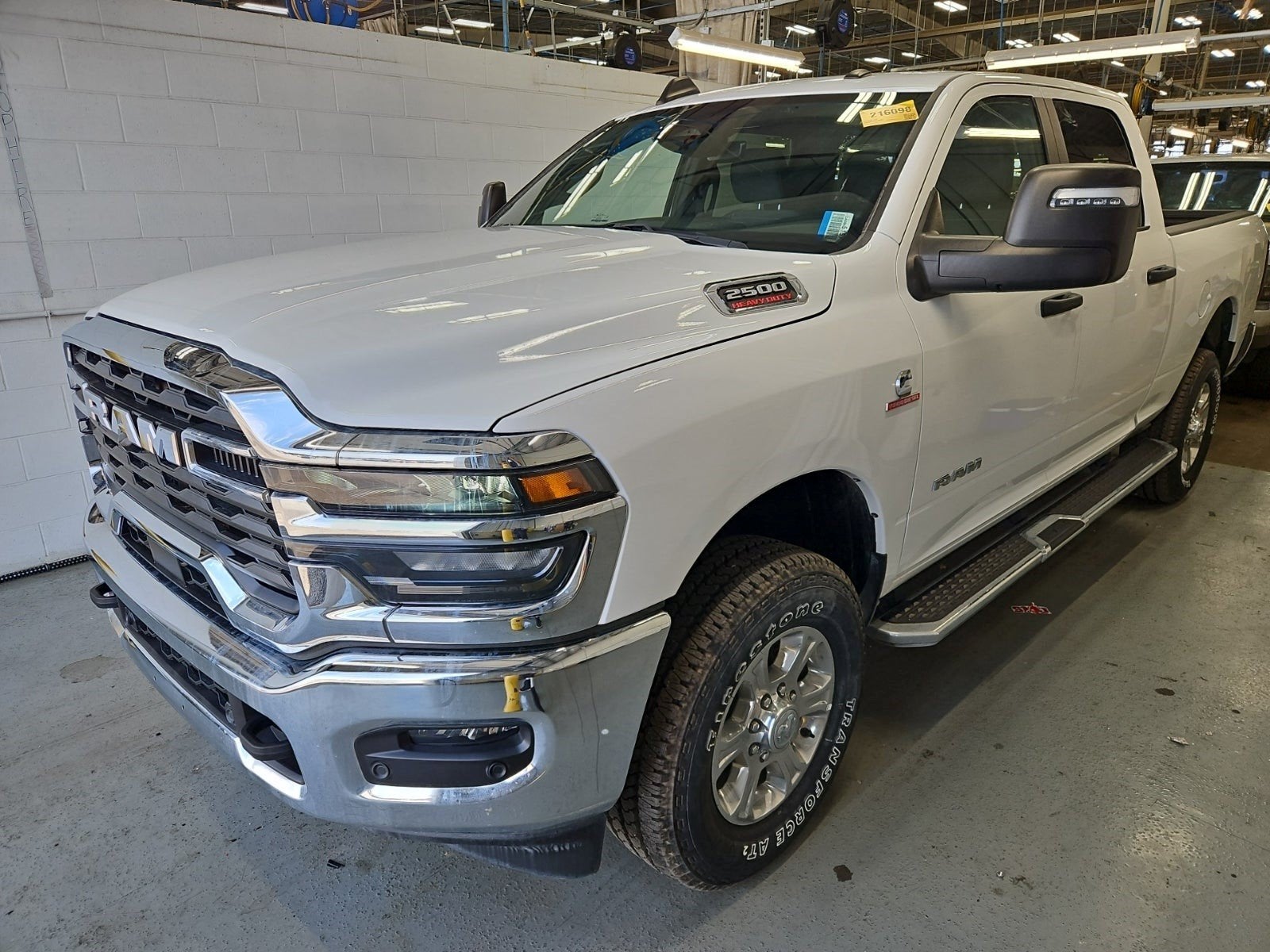 2025 RAM 2500 Big Horn Crew Cab 4x4 6'4' Box