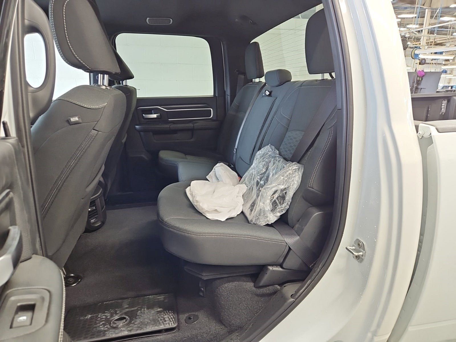 2025 RAM 2500 Big Horn Crew Cab 4x4 6'4' Box