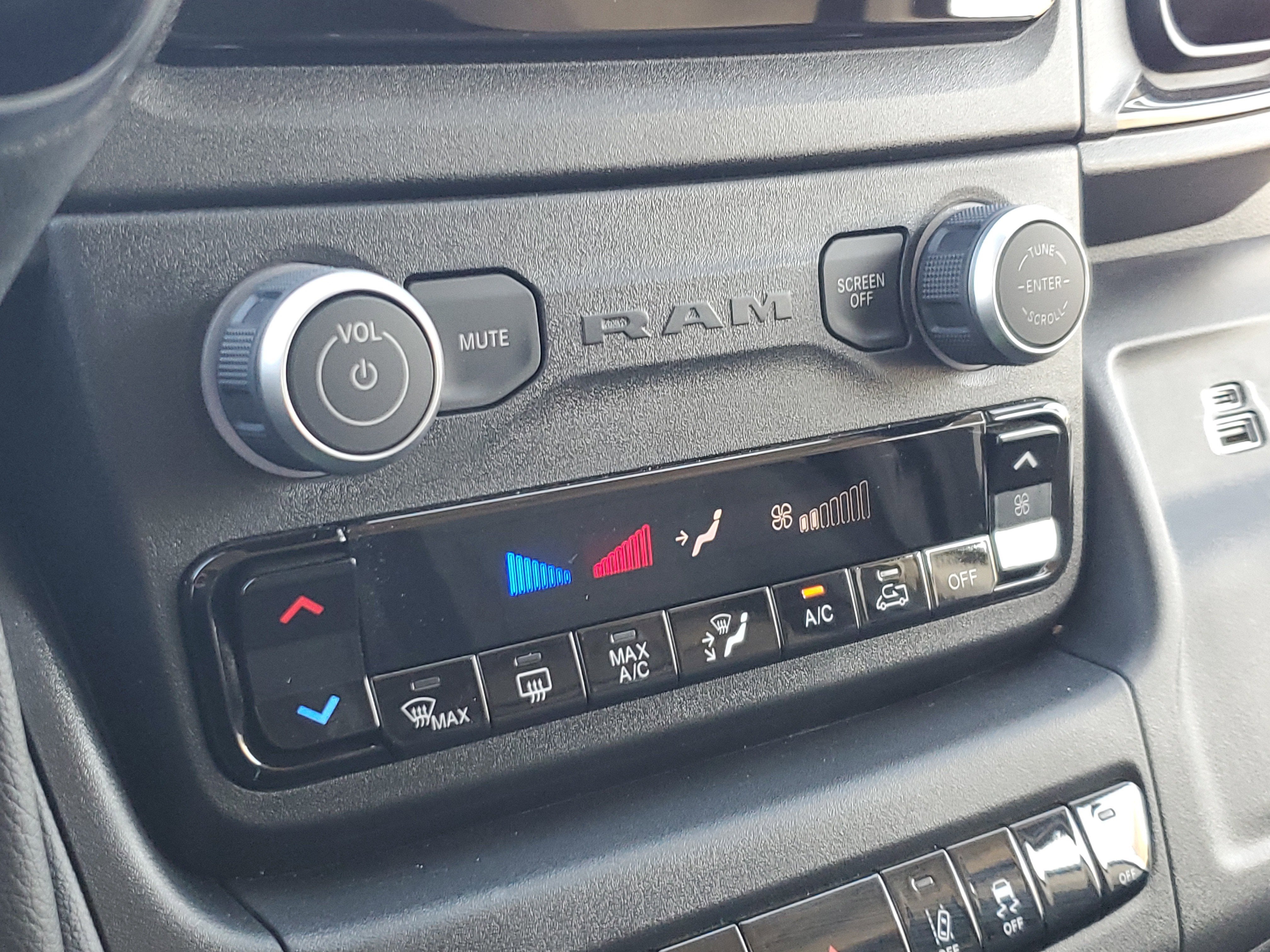 2025 RAM ProMaster 1500 Cargo Van Tradesman High Roof 136' WB w/Pass Seat