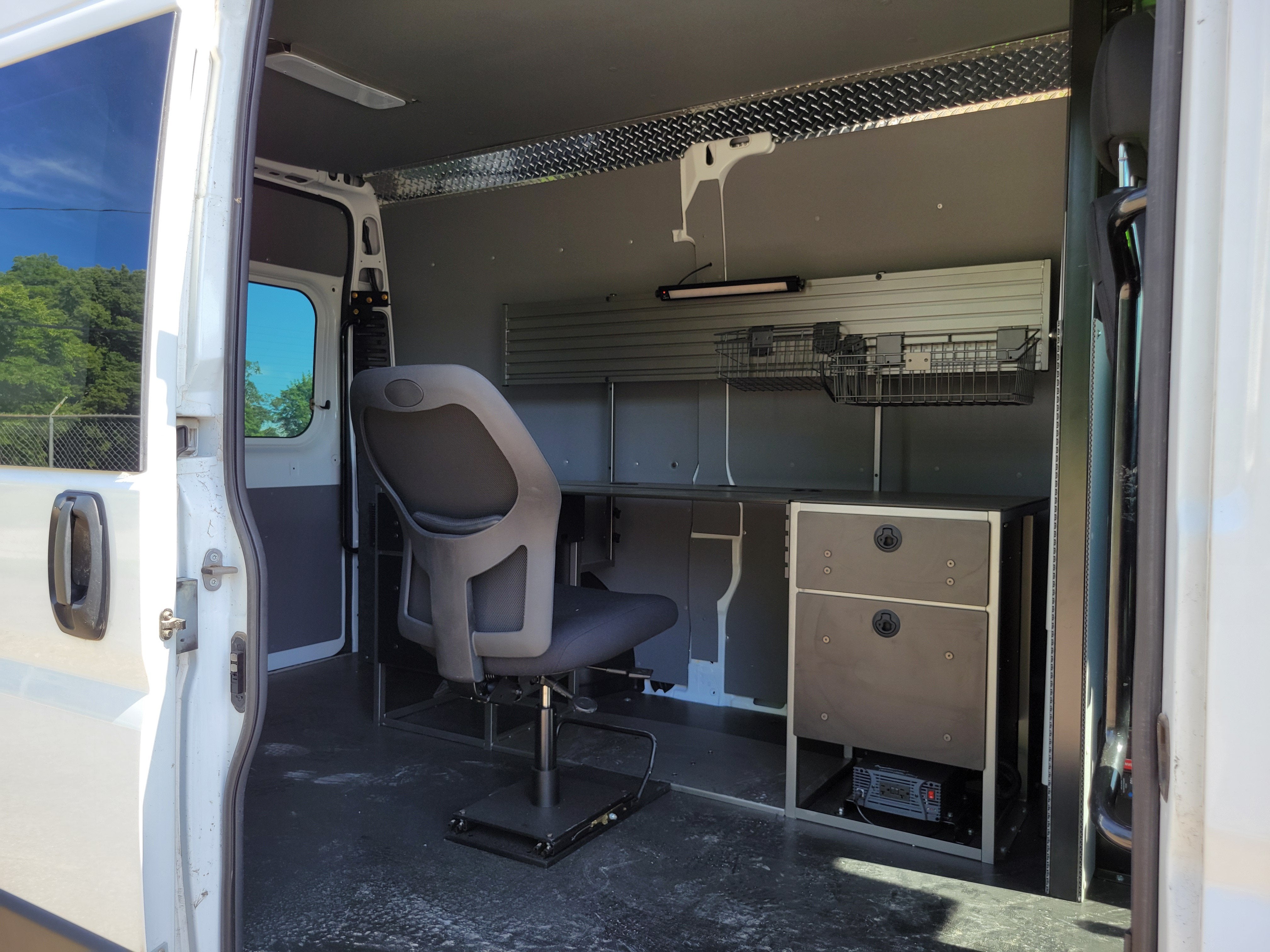 2025 RAM ProMaster 1500 Cargo Van SLT High Roof 136' WB
