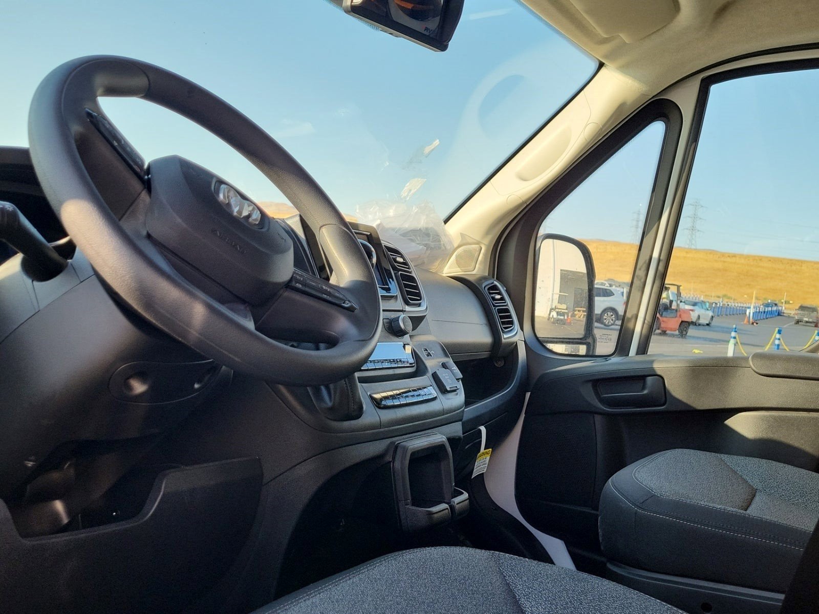 2025 RAM ProMaster 1500 SLT 136 WB High Roof